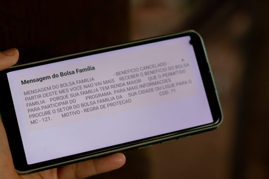 Cancelamento do Bolsa Família.
