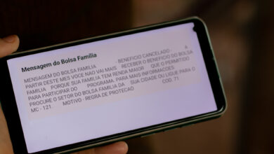 Cancelamento do Bolsa Família.