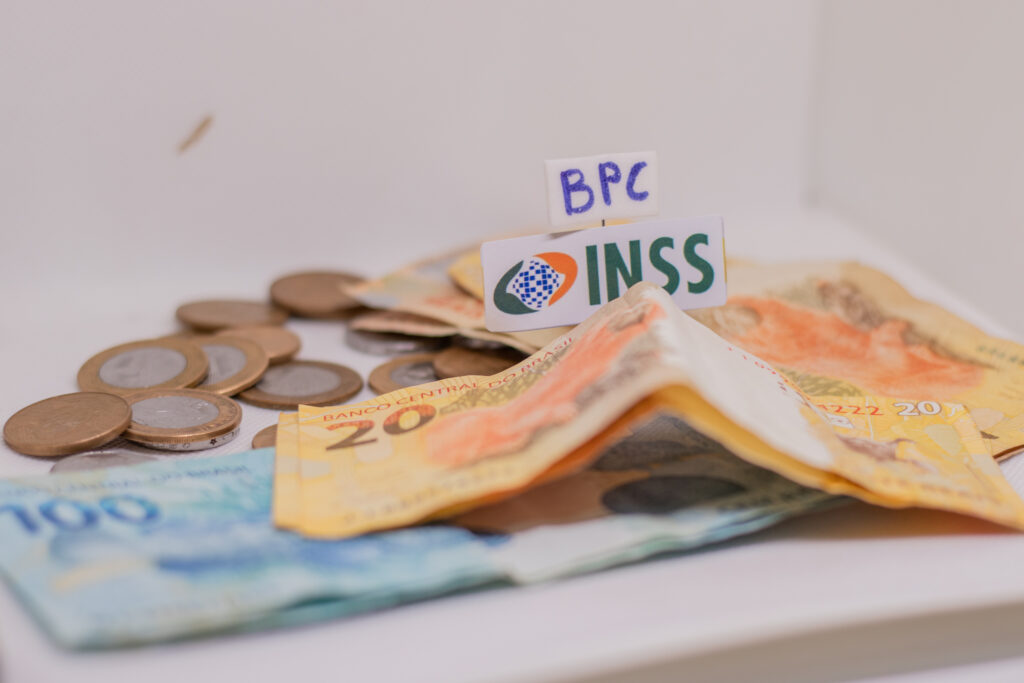 BPC ampliado: Governo ELEVA renda de pessoas vulneráveis em várias regiões do país