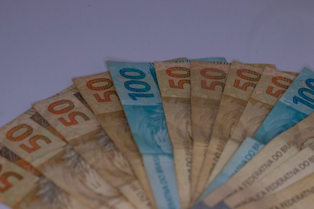 Banco Central destrava dinheiro esquecido: mais de R$ 9 BI em Valores a Receber