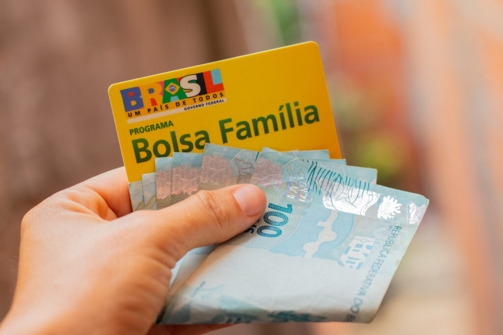 Bolsa Família: governo anuncia FIM de pagamento EXTRA para milhares de pessoas