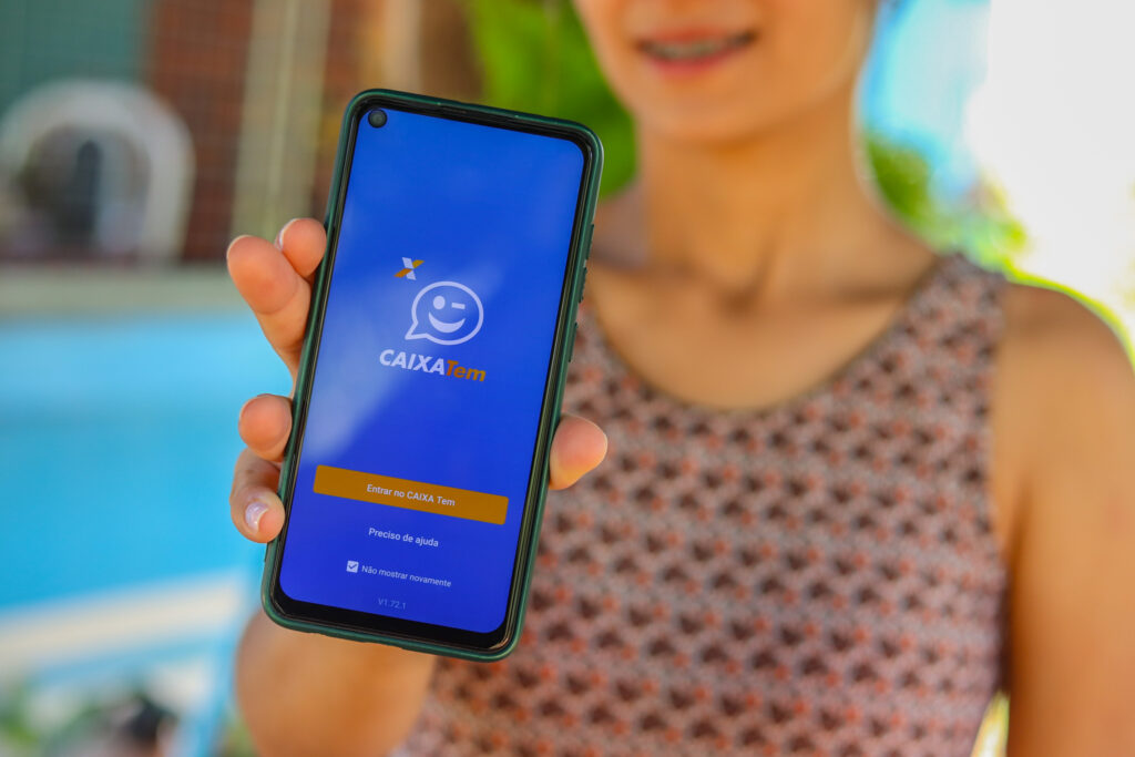 Caixa Tem bloqueado? WhatsApp pode se tornar aliado de quem recebe benefícios sociais