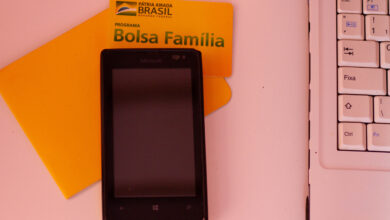 De olho no relógio: pagamento de maio do Bolsa Família tem horário confirmado para cair