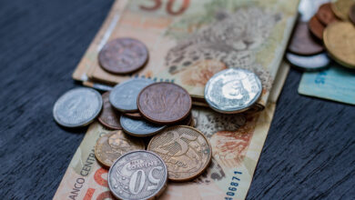 Dentro de 30 dias, benefício de um salário extra será liberado para trabalhadores