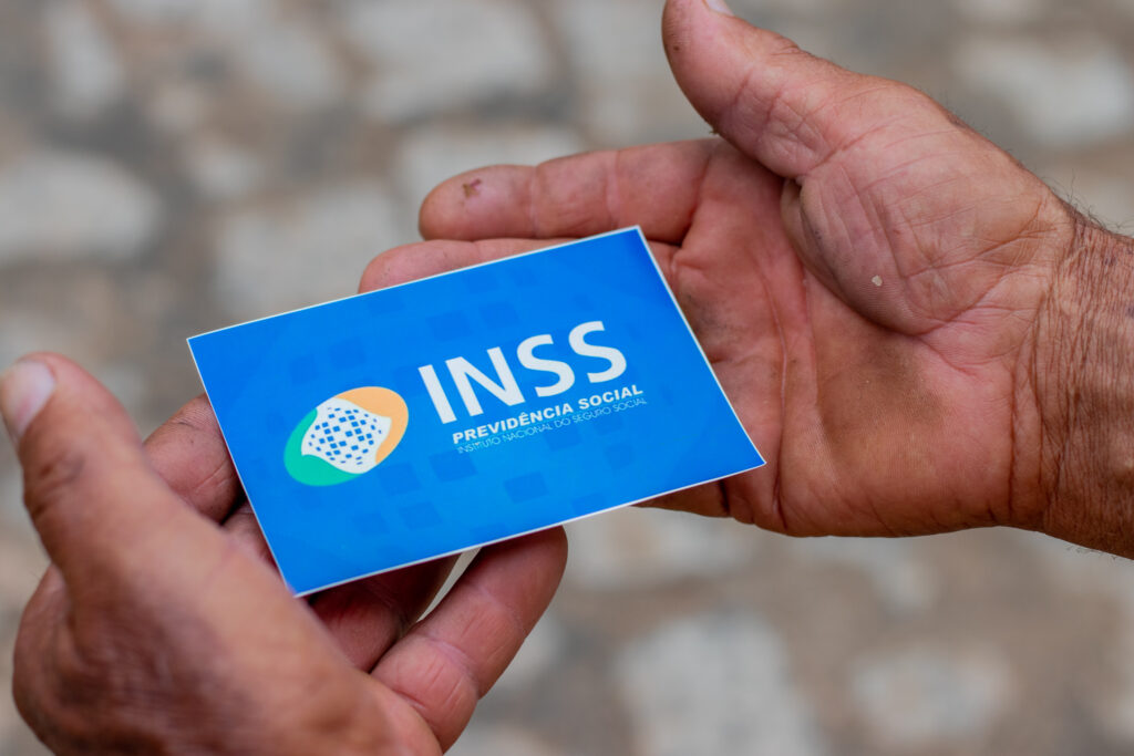 Descontos ilegais do INSS