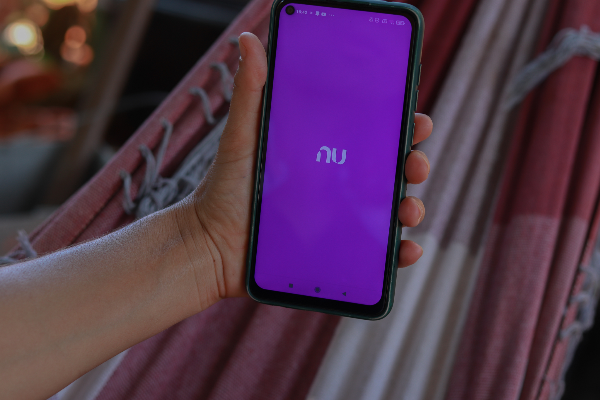 Indenização do Nubank é real? Descubra se roxinho terá que ressarcir seus clientes