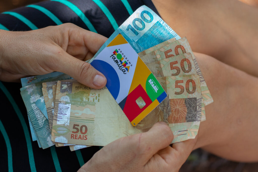 Ministério do Bolsa Família define critérios para aprovar pagamento sem pente-fino