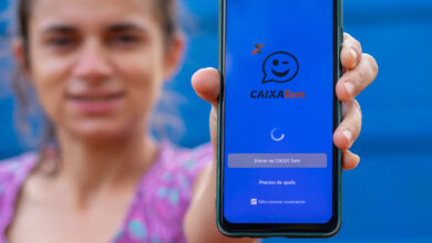 Mora sozinho? Caixa Tem pode liberar auxílio de R$ 299,99 para famílias unipessoais