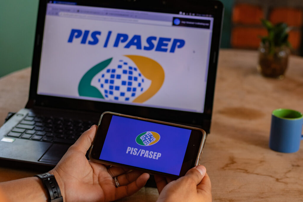 PIS/Pasep do Trabalhador: aprenda a consultar principal benefício da CLT