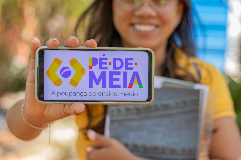 Pagamento do Pé-de-Meia: calendário de maio tem data definida e inclui novos beneficiários