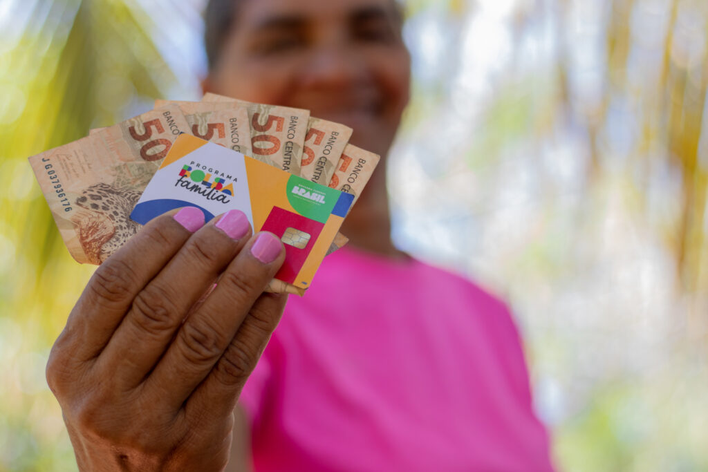 Qual o valor do Bolsa Família? Lula CRAVA pagamento dos próximos 30 dias
