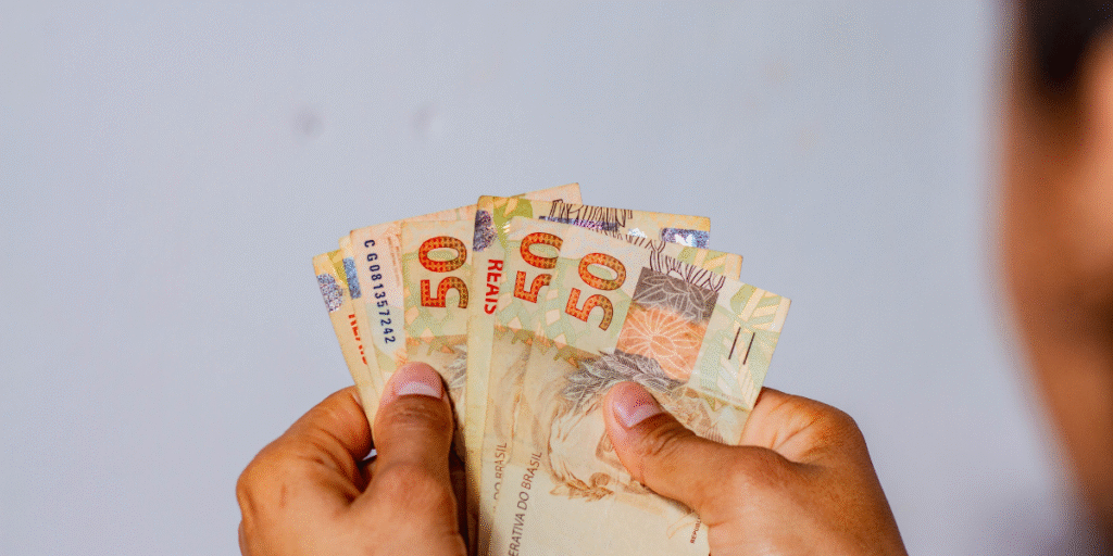 Quem tem direito ao Auxílio Reclusão em 2025 e como garantir o benefício pelo INSS (2)