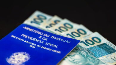 Trabalhadores com carteira assinada recebem bônus inesperado do FGTS
