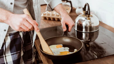 Você pode cozinhar bem gastando menos do que imagina com essas substituições