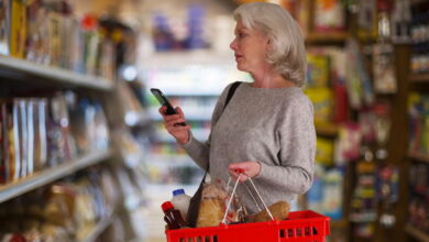 Quem tem 60 anos precisa saber disso antes de ir fazer compras no mercado
