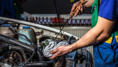 Fazer isso na hora da manutenção ou troca de óleo do seu carro pode te fazer economizar até 70%