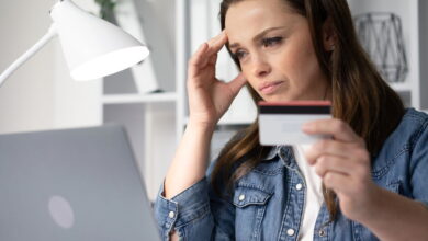 A melhor estratégia para se livrar das dívidas com juros altos