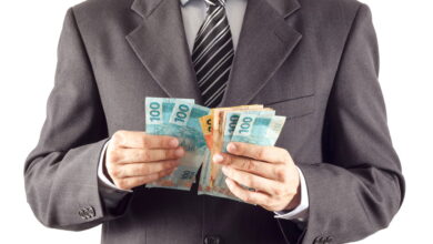 Novo salário mínimo de R$ 1.789 anima brasileiros