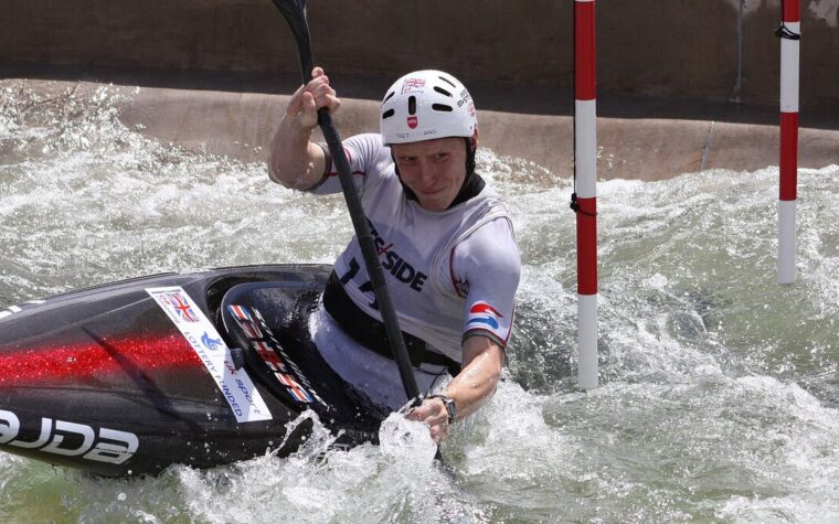 Ana Sátila conquista ouro em etapa da Copa do Mundo de canoagem slalom