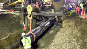 Arábia Saudita fecha oleoduto após ataque em meio a avanço houthi no Mar Vermelho