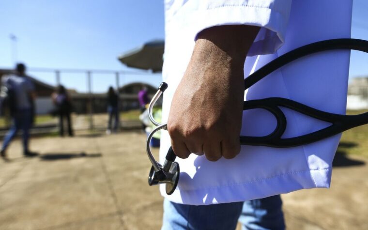 Enamed 2026 é aplicado em todo o país e passa a valer para registro no CRM