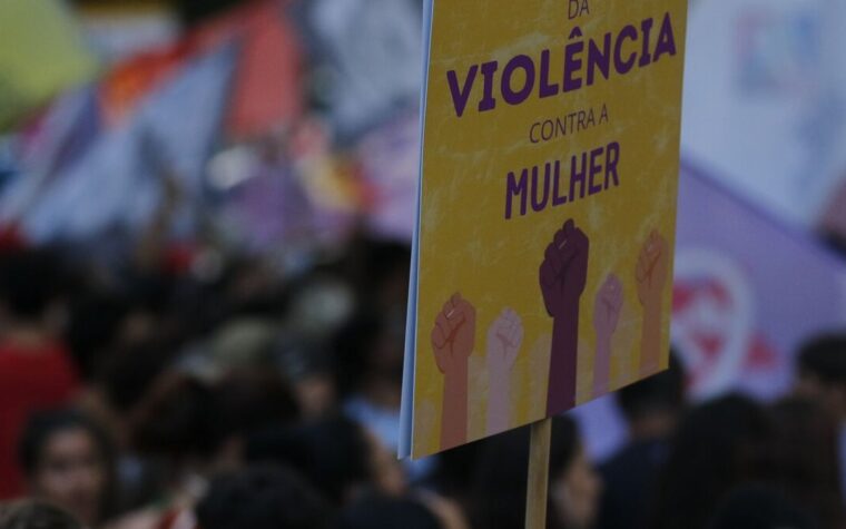 Governo dá prazo de 15 dias para plataformas informarem canais de denúncia