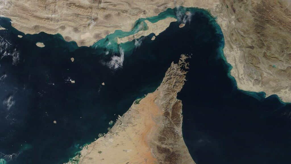Países do Golfo cancelam reunião sobre reabertura do Estreito de Ormuz